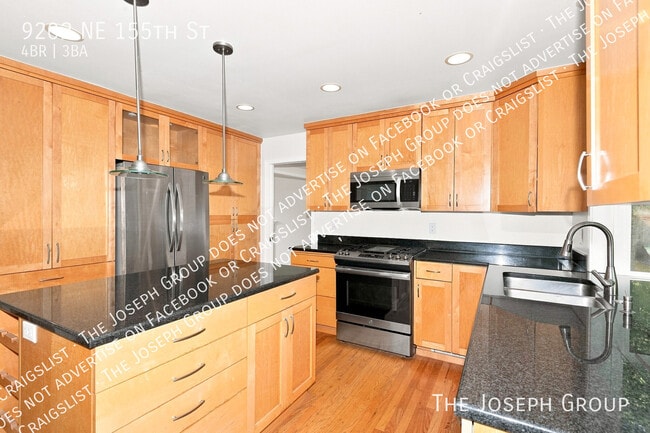 9202 NE 155th St
