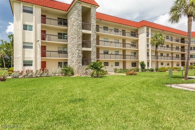 Building Photo - 4372 27th Ct SW Unit 2-102 Rental