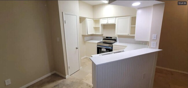 Photo - 12380 Sandpiper Dr Unidad 403