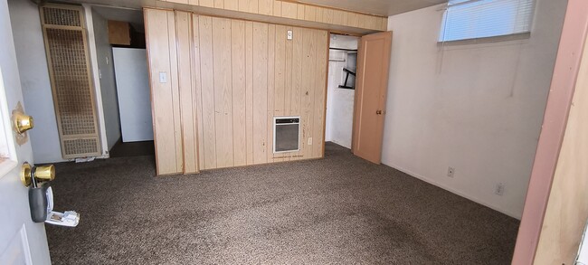 Photo - 2 bedroom 1 bath unit! Near SUU!