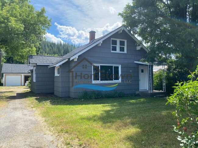 Photo - Beautiful 1 Bedroom 1 Bath Home with Detached Garage Available in Smelterville!
