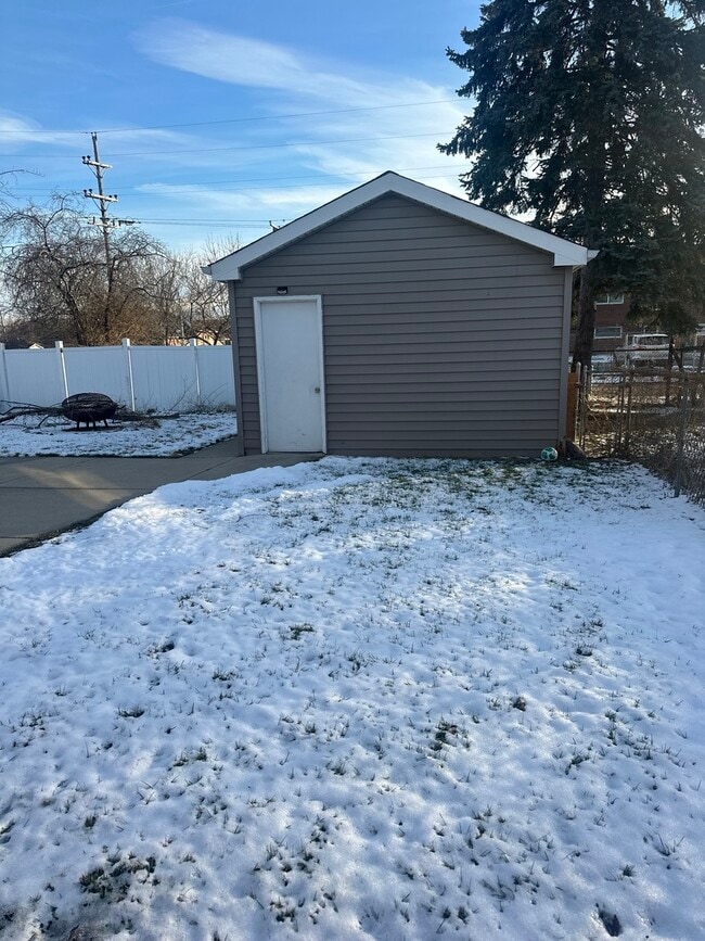 Photo - 4001 W 90th Pl