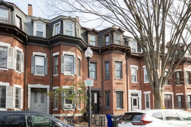 Building Photo - 7 Worthington St Unit 2