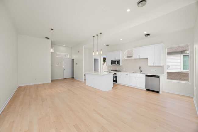 Photo - 5632 Kiam St