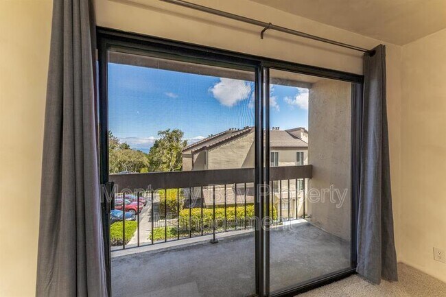 Photo - 3204 Golden Oaks Ln