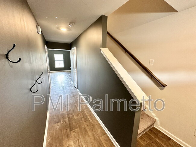 Photo - 335 Chetsley Dr