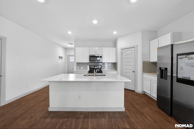 Photo - 210 Big Cypress Byu Rd