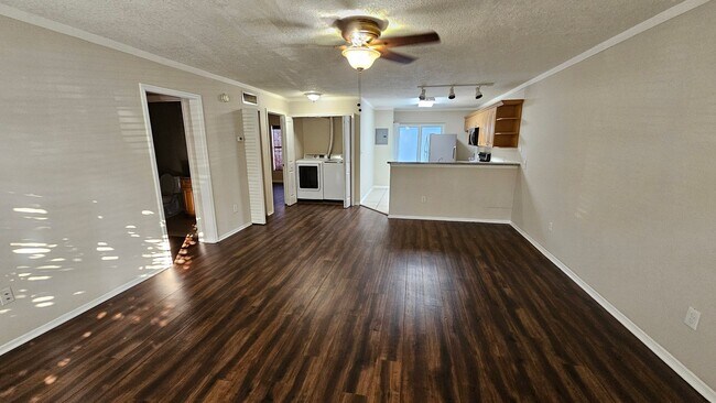 Photo - 2 Bedroom/2 Bathroom at Lancelot AVAILABLE NOW! Unit A103