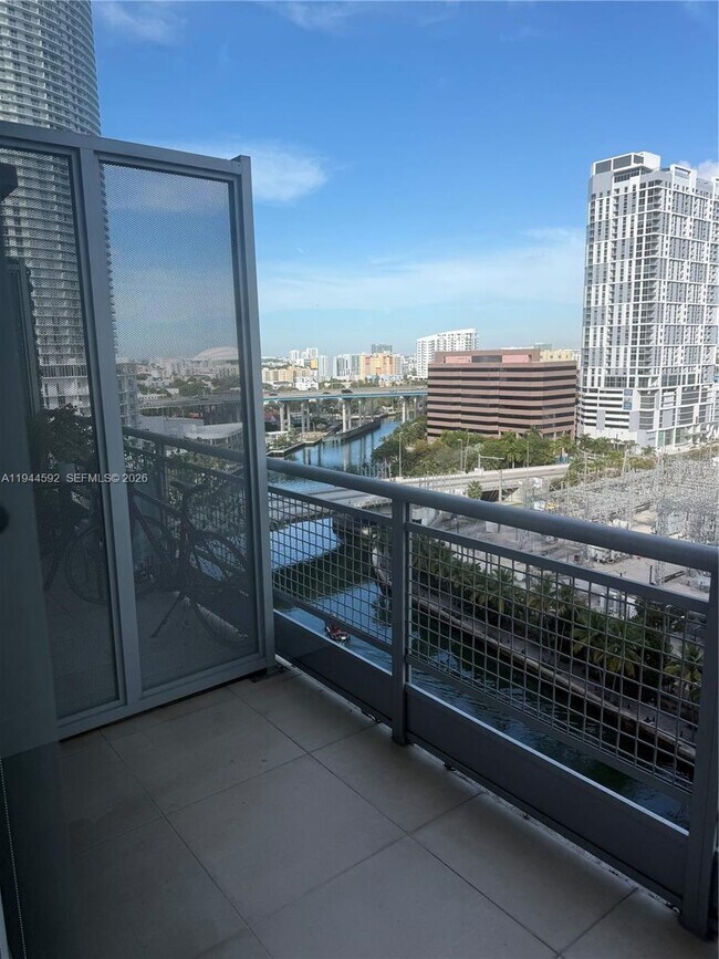 Photo - 690 SW 1st Ct Unit 1703