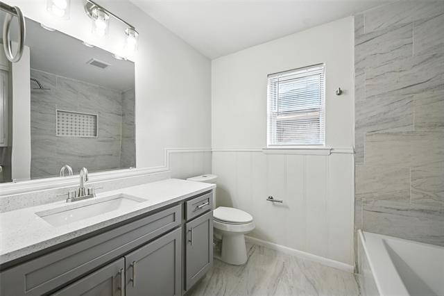 Building Photo - 304 N Bonham Dr Rental