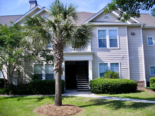 Building Photo - Short Term - Fully furnished two bedroom i... Rental