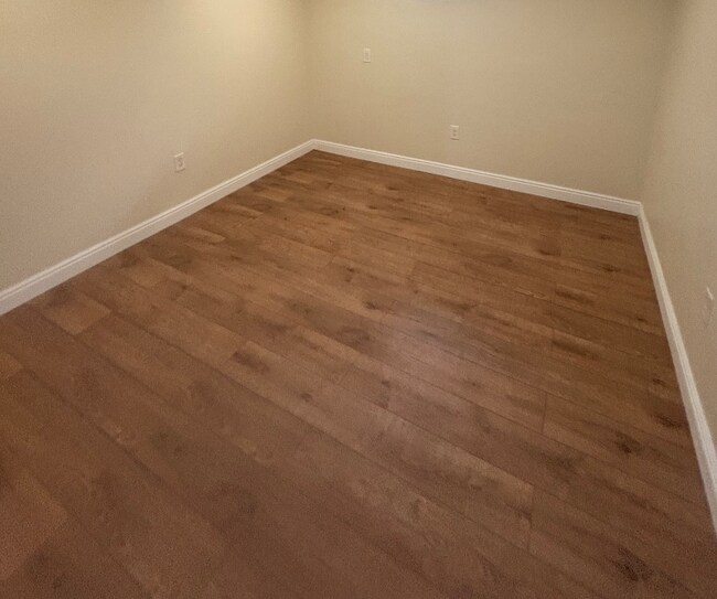 Photo - 721 E 2nd Ave