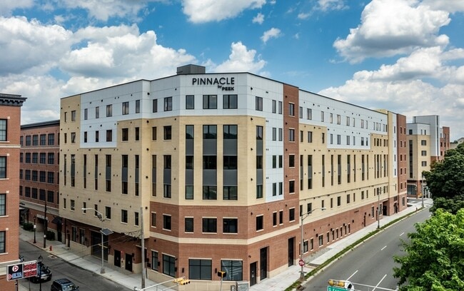 Building Photo - 72 S Essex Ave