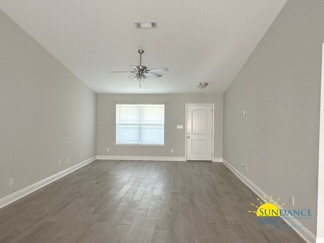 Photo - Stunning 3 Bedroom Home in Gulf Breeze