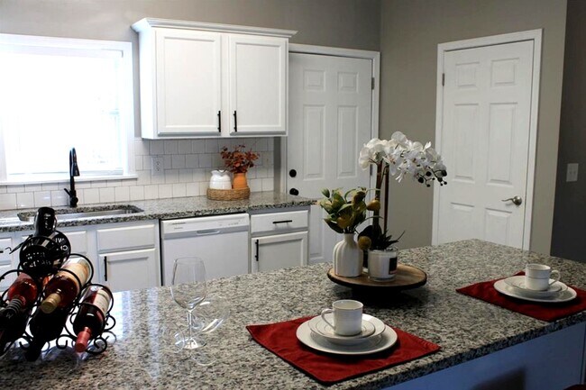 Photo - 27 Corinth Rd