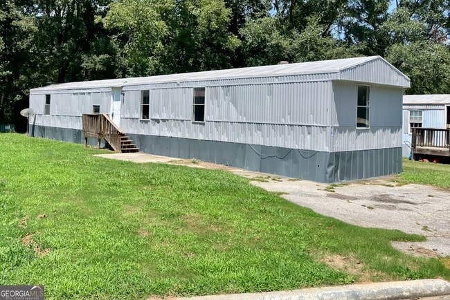 Building Photo - 340 Towler St Rental