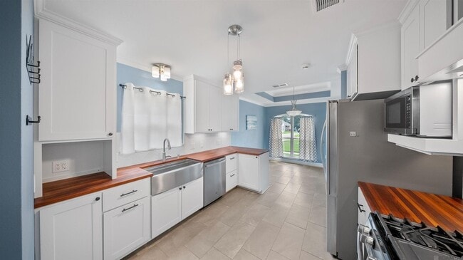 Photo - 8077 Carlton Roberts Blvd