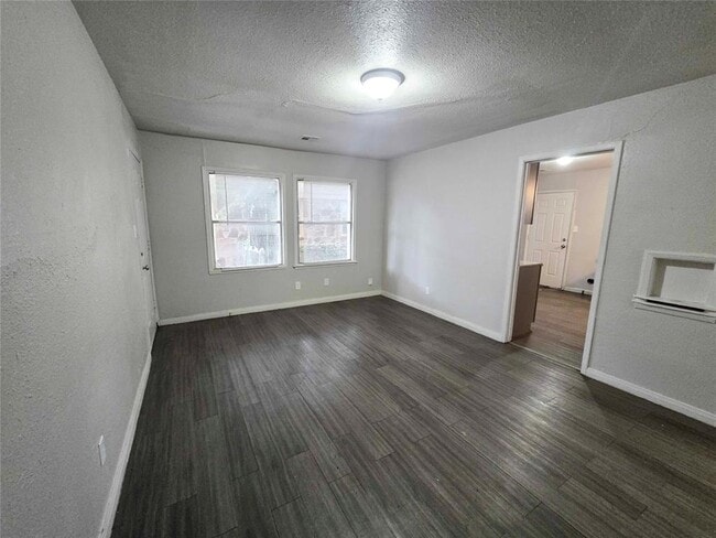 515 E Indian Dr