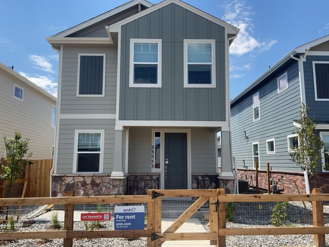 Building Photo - 23553 E 3rd Pl