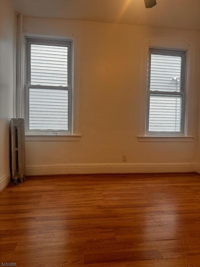 Photo - 176 N 16th St Unit 102