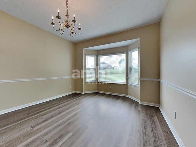 Photo - 4558 Randall Dr