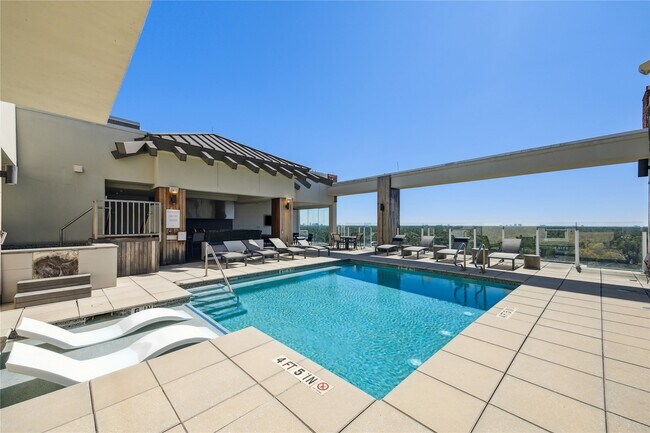 Photo - 9870 Gaylord Dr Unidad 818