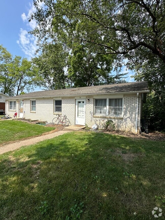 Building Photo - 50-52 Morehouse-NOREMAC Unit 50 Morehouse Ct.