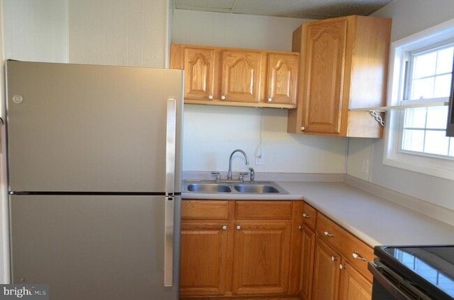 Photo - 415 Aspen St