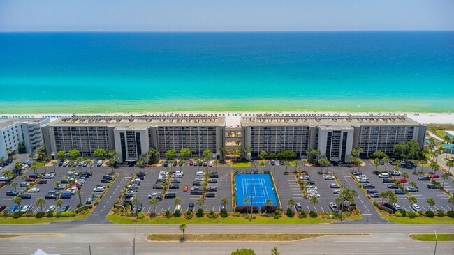 Building Photo - Views! Gorgeous, upgraded penthouse condo at The Breakers Unit 1