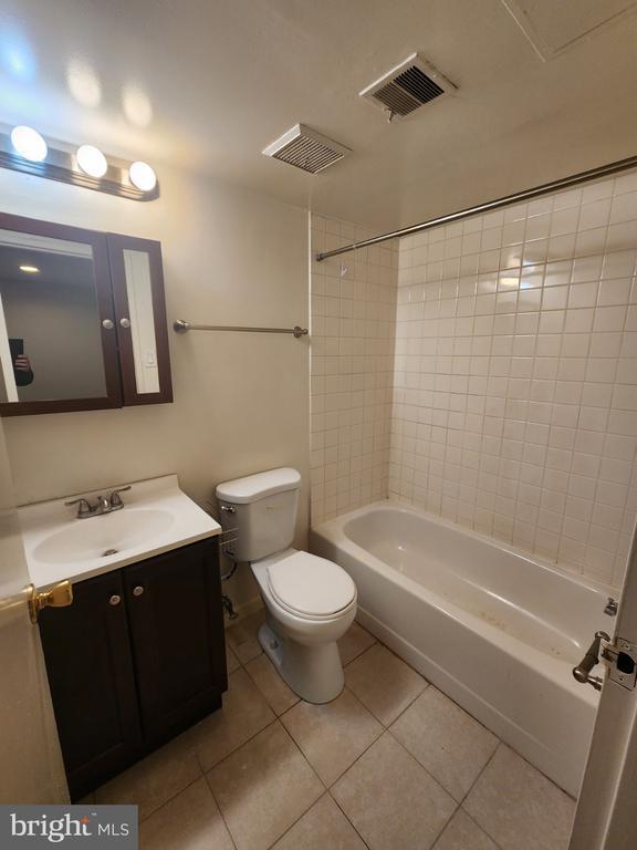 Photo - 1720 Wallace St