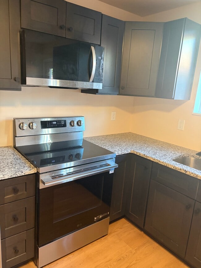 Photo - 190 E 4380 N St Unidad 1
