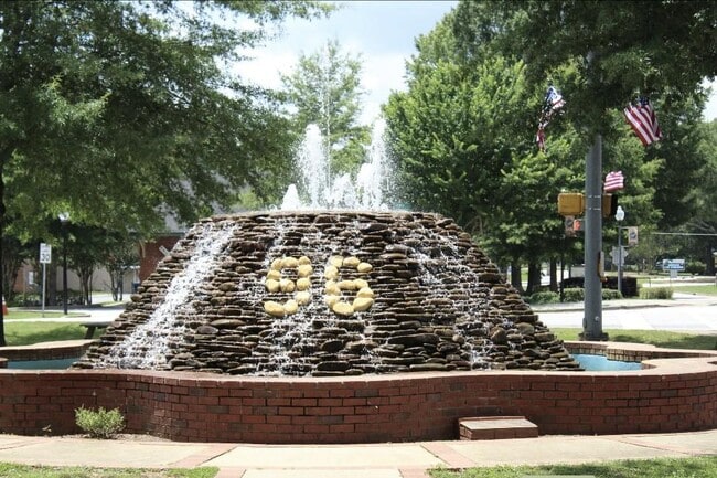 Building Photo - 287 Gholson Ave Unit 1