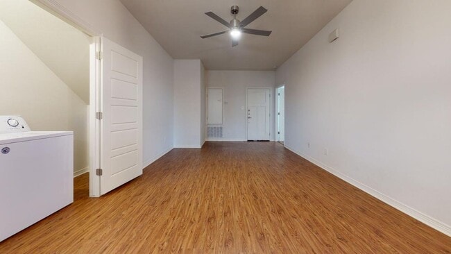 Photo - 3109 Green St