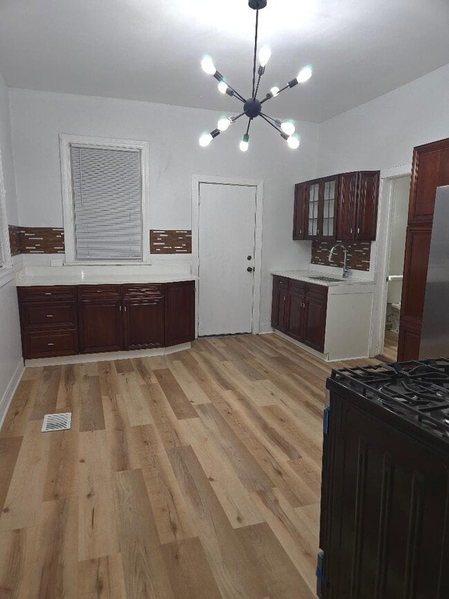 Photo - 5938 S LaSalle St Unidad 1