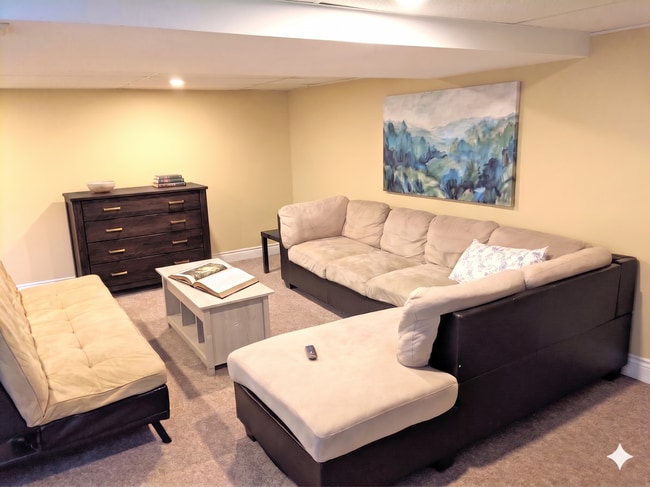 Photo - 3139 Avondale Av