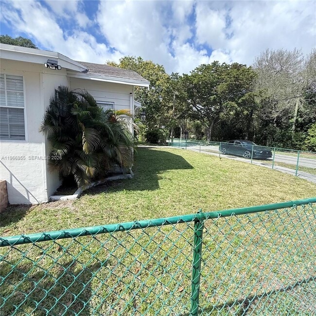 Photo - 12680 NE 3rd Ave