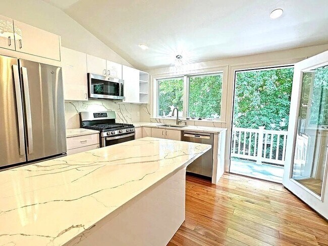 Photo - 32 Salisbury Rd Unit 32