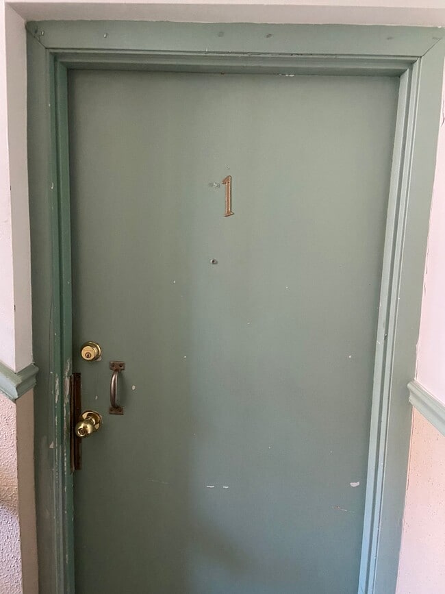 Photo - 11 Commonwealth Ct Unit 1