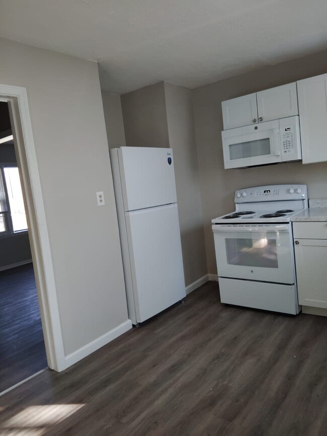 Photo - 3879 Speedway Cir