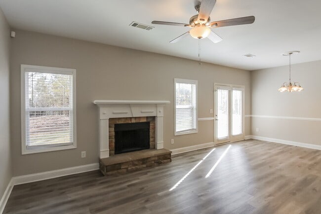 Photo - 1990 Lily Valley Dr