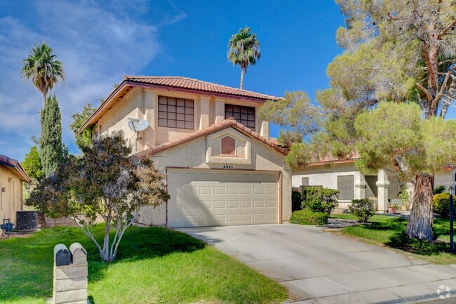 Building Photo - 4BEDROOM HOME ON THE GOLF COURSE 89130 * C...