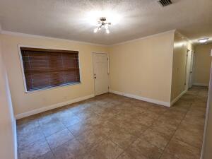 Photo - 1010 Pinetree Rd