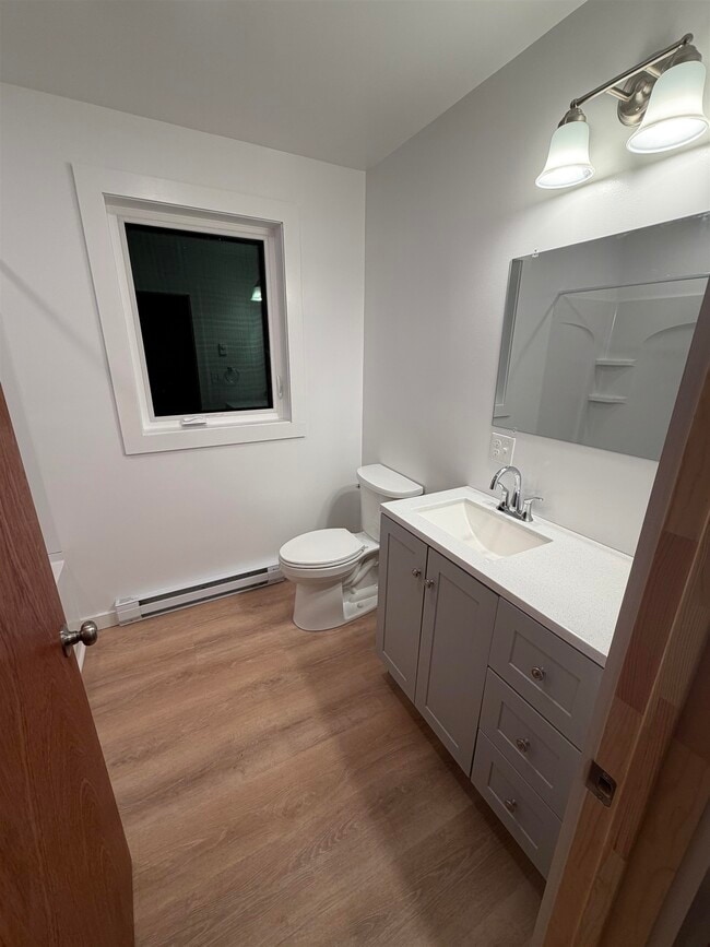 16 Snow Ave Unit 2
