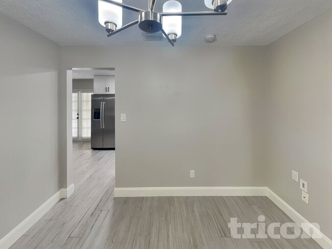 Photo - 2536 Eastbrook Blvd