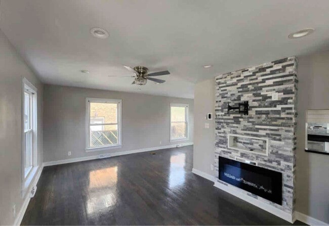 Photo - 7611 Kinsley Pl