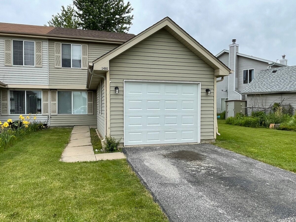 Photo - 1481 Andover Dr Townhome