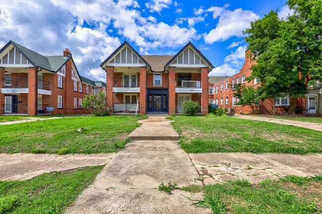 Building Photo - 1 Bed 1 Bath apartment in Okc close to Plaza District!