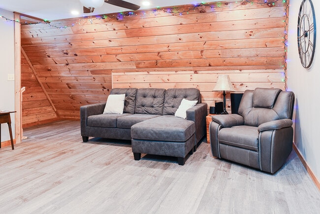 Photo - 713 Paris Hill Rd