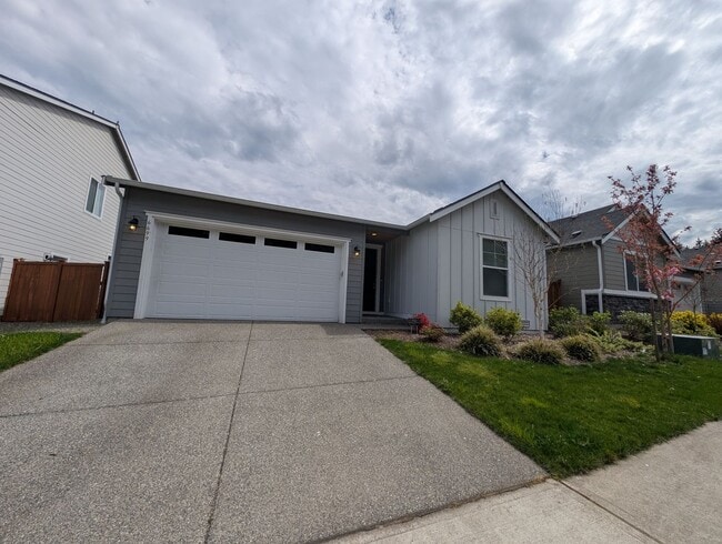 Photo - One Story Living in Port Orchard! Large 3 Bedroom Available for Rent!