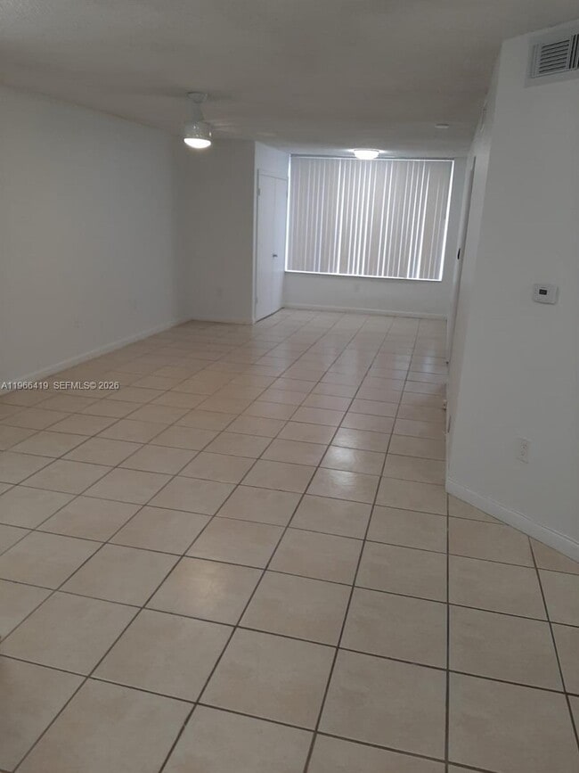 Photo - 2850 N Oakland Forest Dr Unit 110